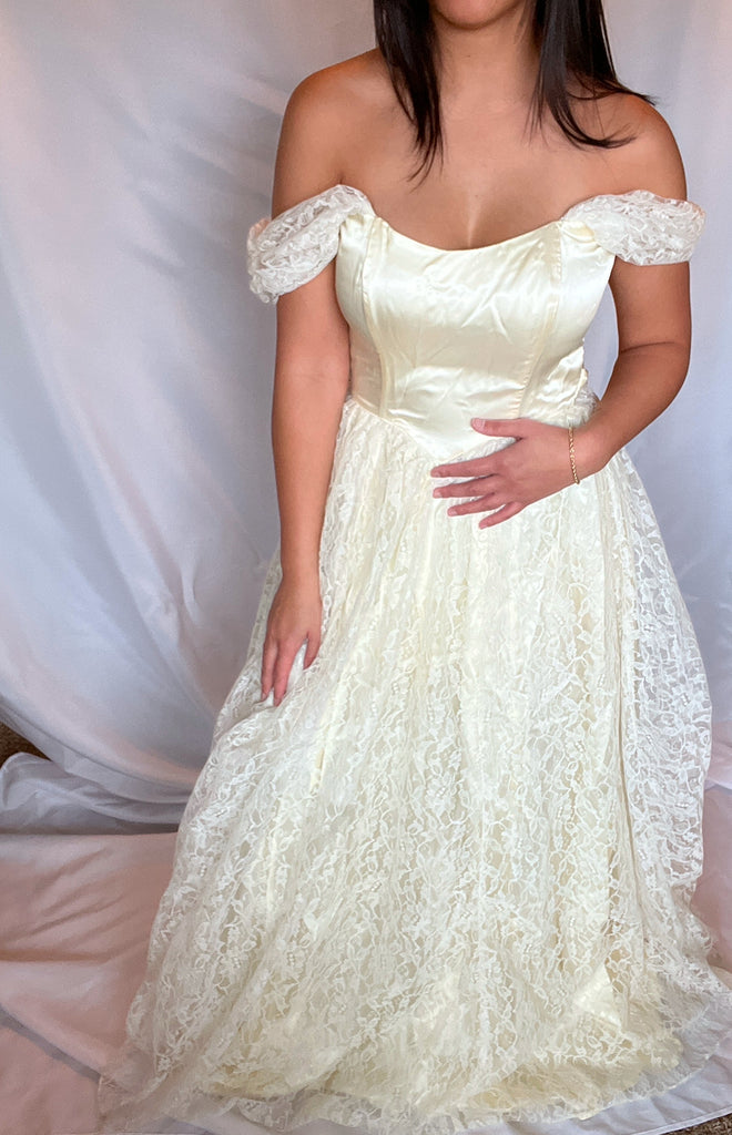 ✨ Ultimate Reseller Bundle - 6 items + Mystery vintage tee!